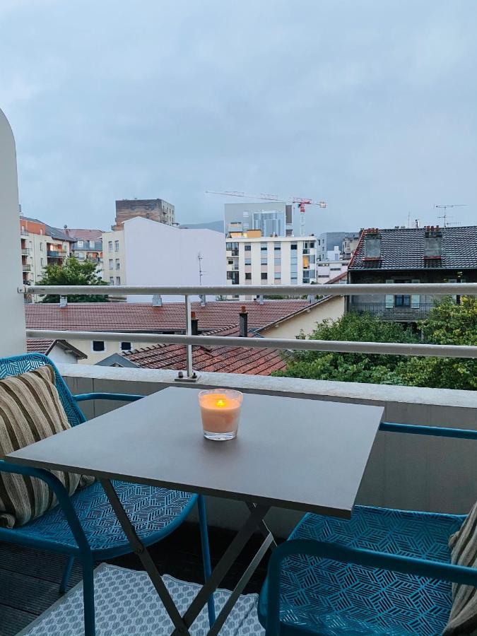 Tichnich Appartement - 2 Bedrooms - 1 Min Away From Train Station Annemasse Exterior foto